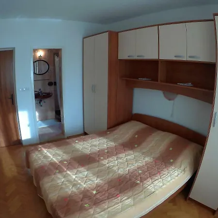 Apartman Andrea 公寓 Barbat na Rabu